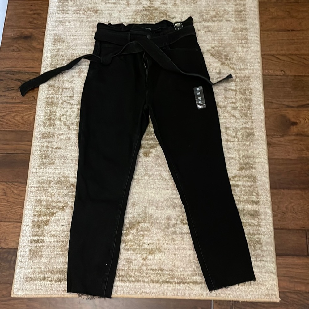 NWT Abercrombie and Fitch Paperbag Skinny Jeans